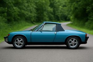 porsche-914-route-sinueuse-verdure