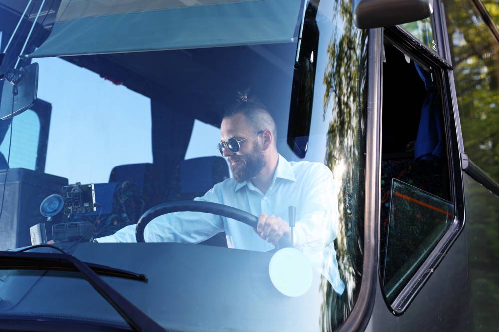 louer un autocar avec chauffeur en région parisienne